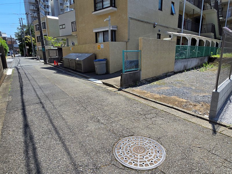 府中市寿町３丁目土地 現地写真（前面道路含む現地写真）