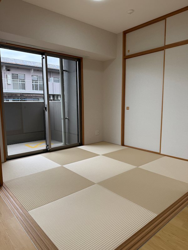 アクロス荒江グランコート 内観写真（リビング以外の居室）