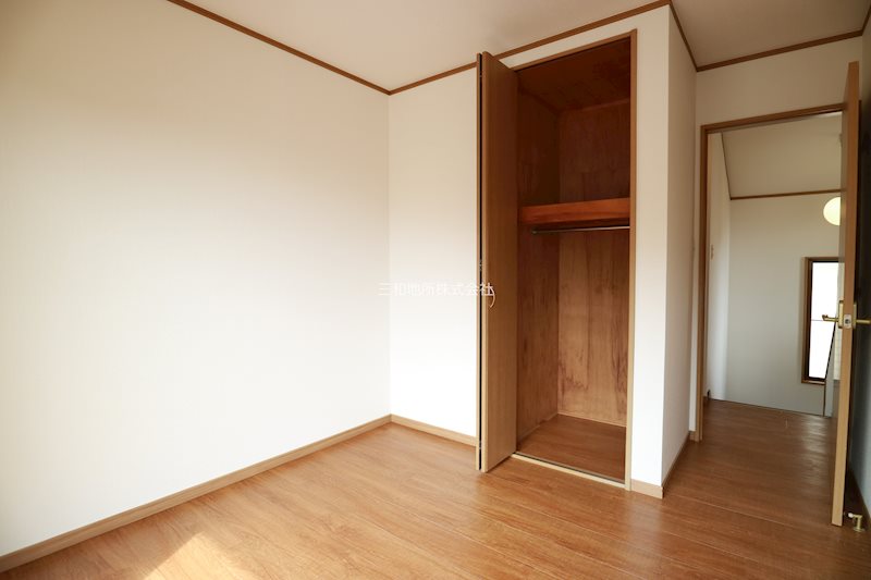 長府松小田中町 内観写真（リビング以外の居室）
