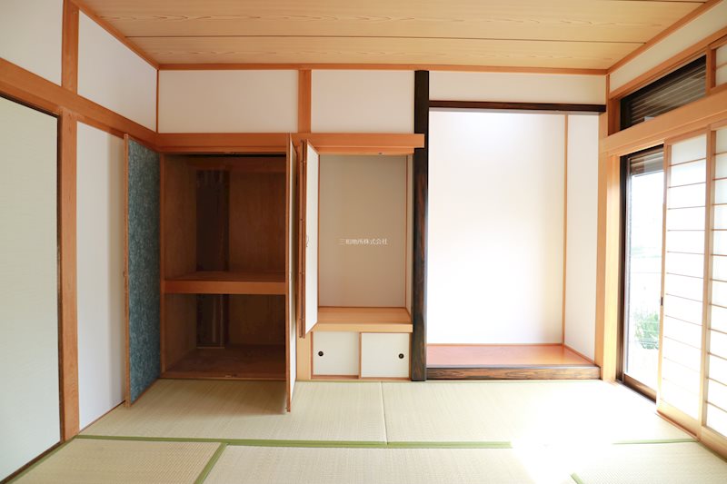 長府松小田中町 内観写真（収納）