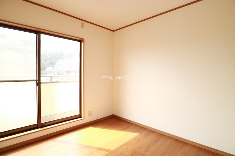 長府松小田中町 内観写真（リビング以外の居室）