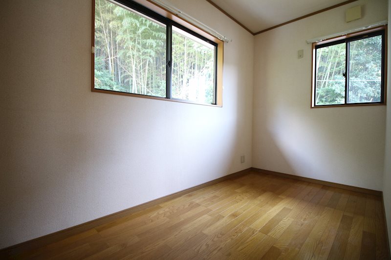長府川端 内観写真（リビング以外の居室）