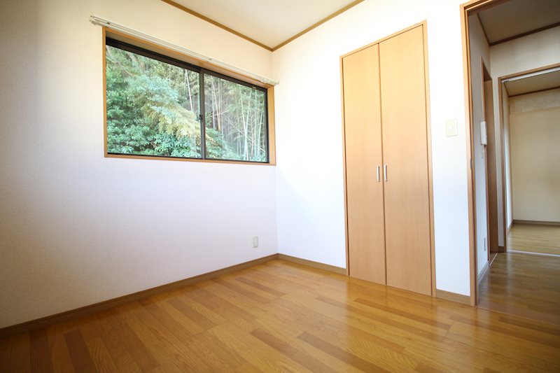 長府川端 内観写真（リビング以外の居室）