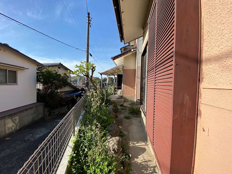 彦島江の浦町 現地写真（庭）