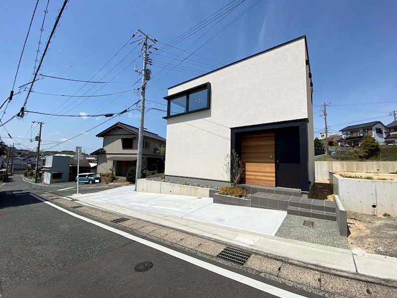 向山町 現地写真（駐車場）