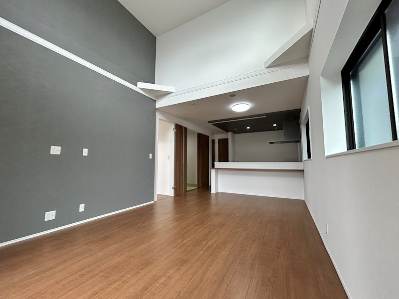 GRAN FELIDIA福津市津屋崎1丁目新築戸建て全3棟　2号棟 内観写真（リビング）