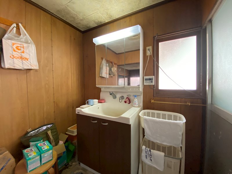 大字吉田地方  内観写真（洗面台・洗面所）