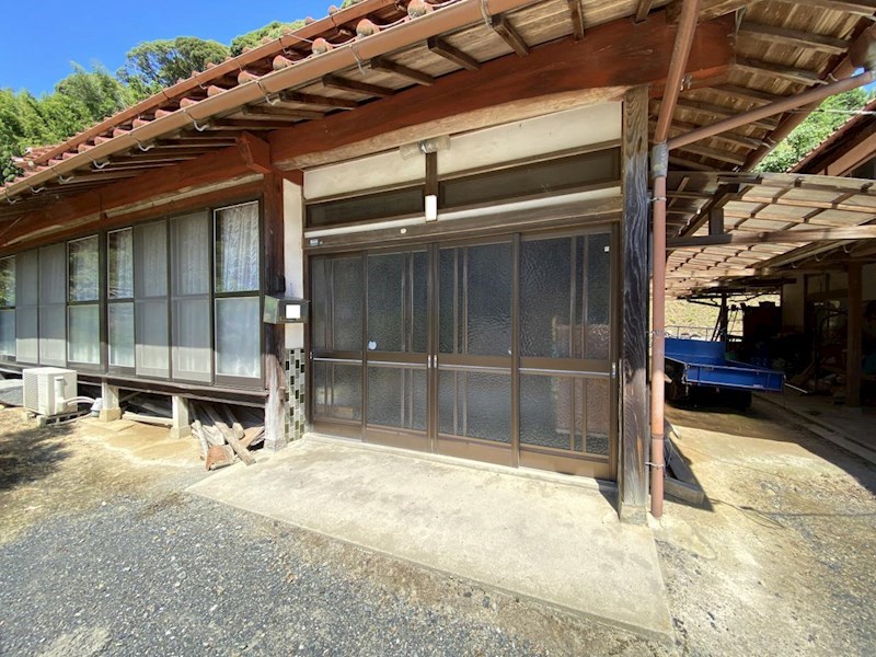 大字吉田地方  現地写真（玄関）