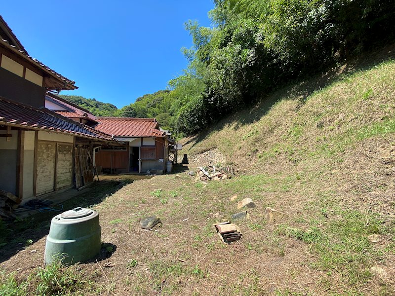 大字吉田地方  現地写真（庭）