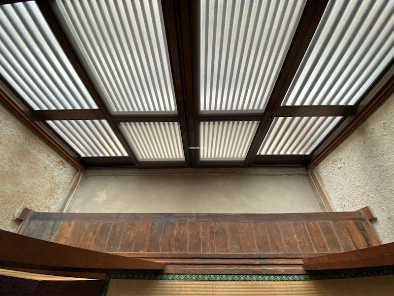 山陽小野田市大字郡 現地写真（玄関）