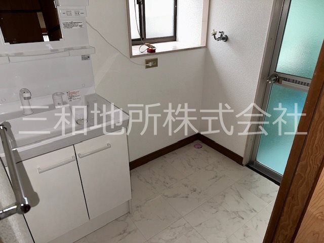 彦島弟子待東町 内観写真（洗面台・洗面所）