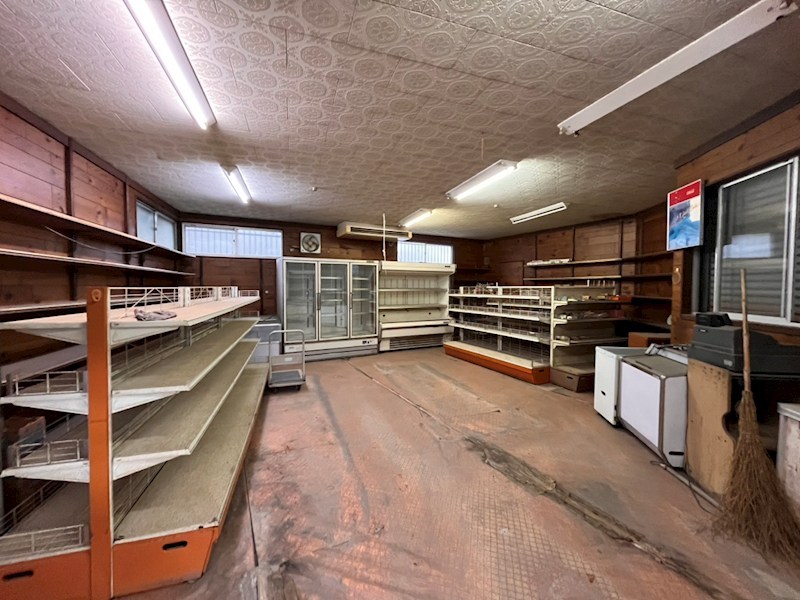 松小田西町 その他