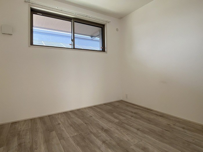 安岡ヒルズ 内観写真（リビング以外の居室）