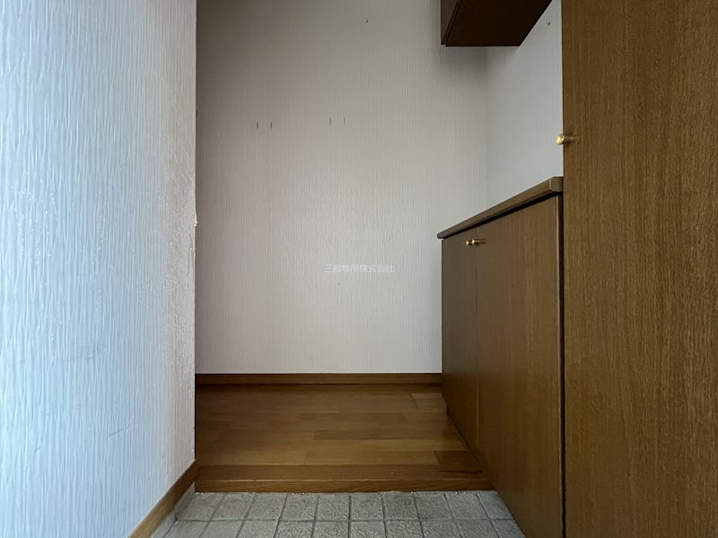 アーデント山の田 現地写真（玄関）