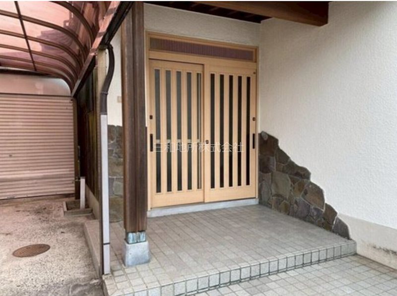 勝谷新町 現地写真（玄関）