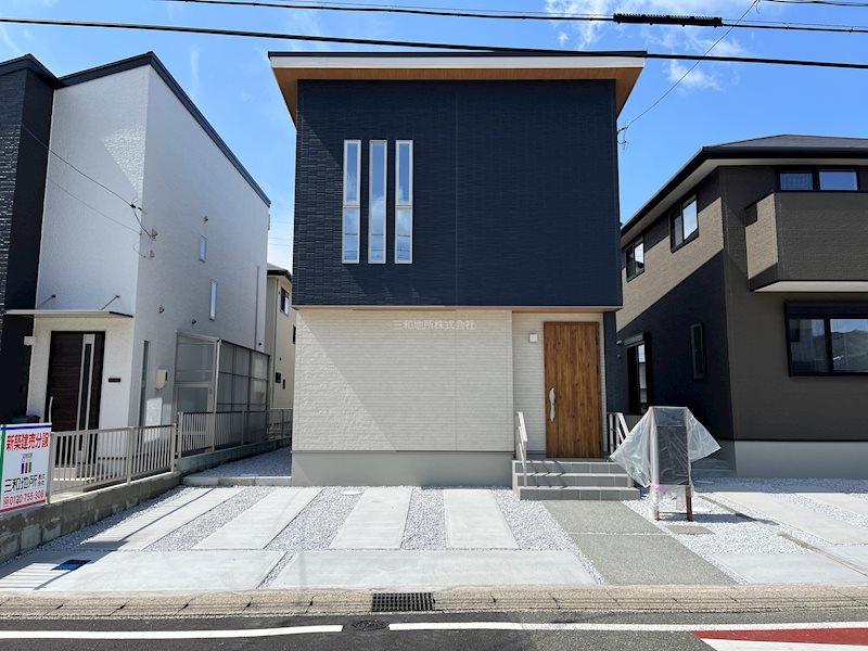 新築分譲　富任町　14号地  現地写真（駐車場）