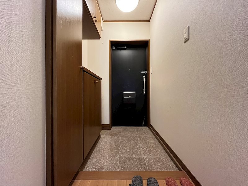 形山パレス 現地写真（玄関）