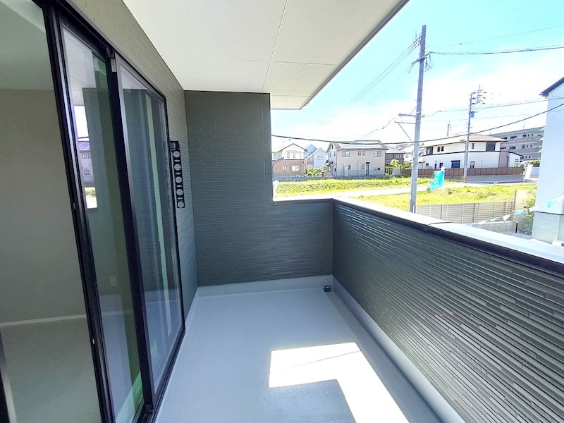 糟屋郡新宮町大字湊4期新築戸建て全2棟　1号棟 現地写真（バルコニー）