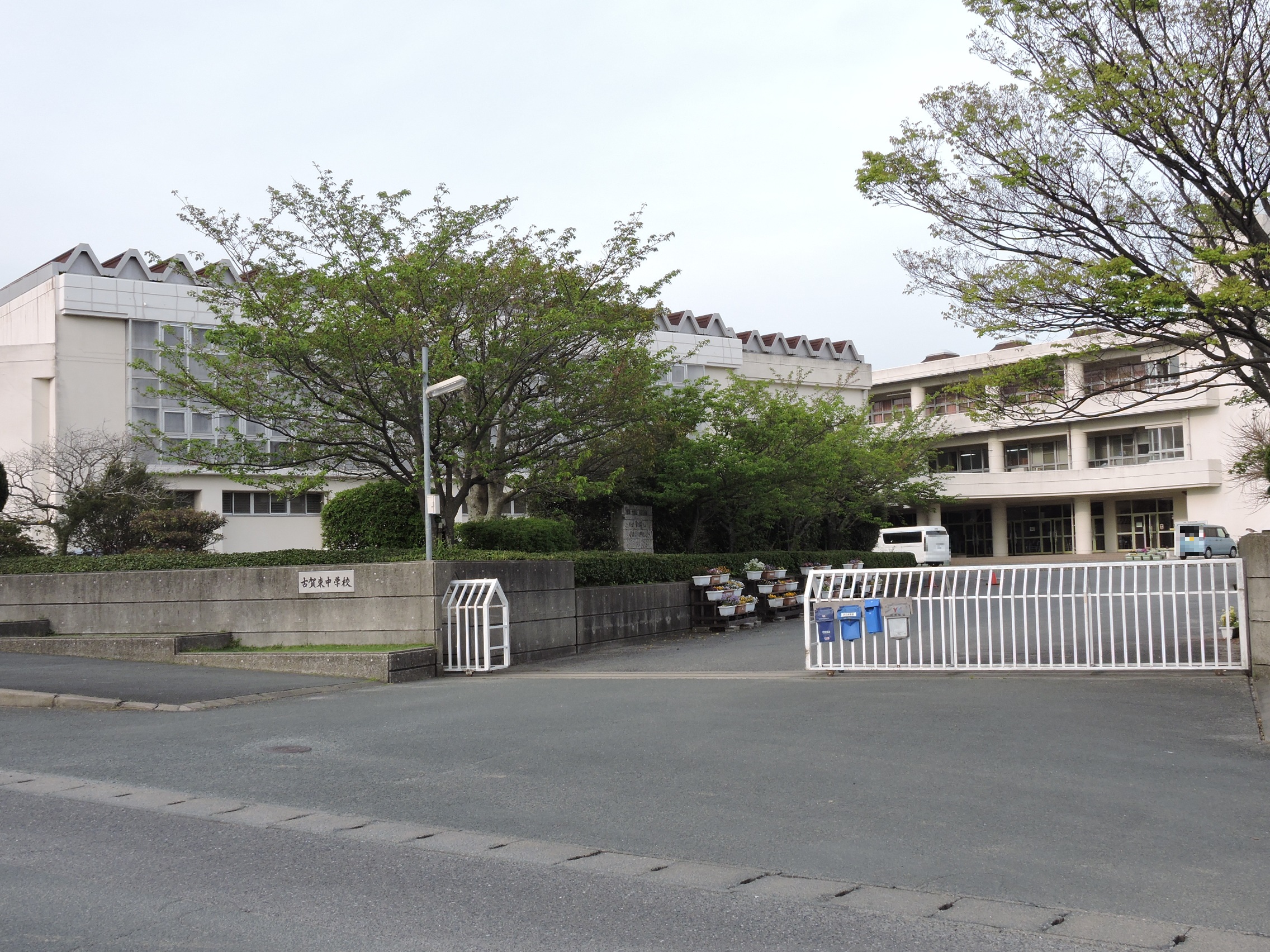 古賀市薦野新築戸建て全6区画　1号地 中学校
