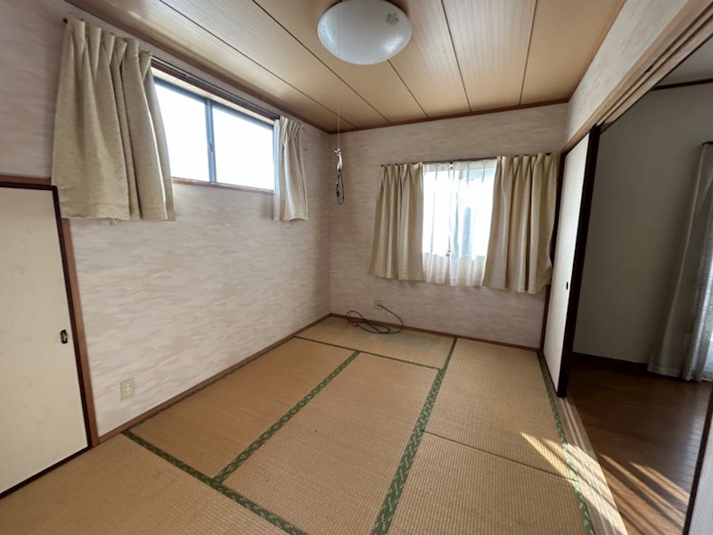 菊川町大字下岡枝 内観写真（リビング以外の居室）