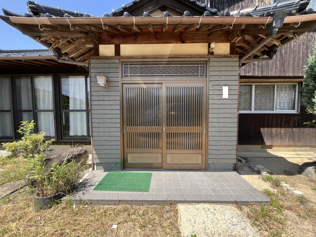 豊浦町大字川棚  現地写真（玄関）