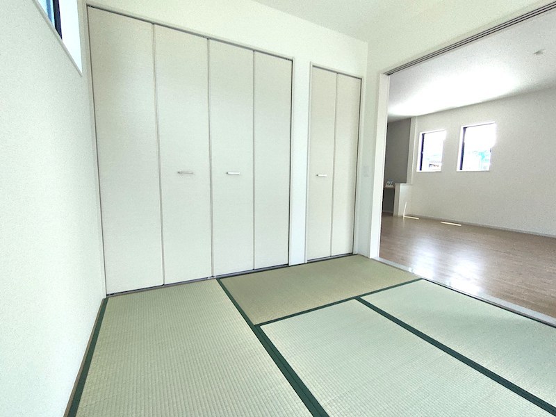 古賀市天神3丁目1期新築戸建て全3棟　2号棟 内観写真（リビング以外の居室）