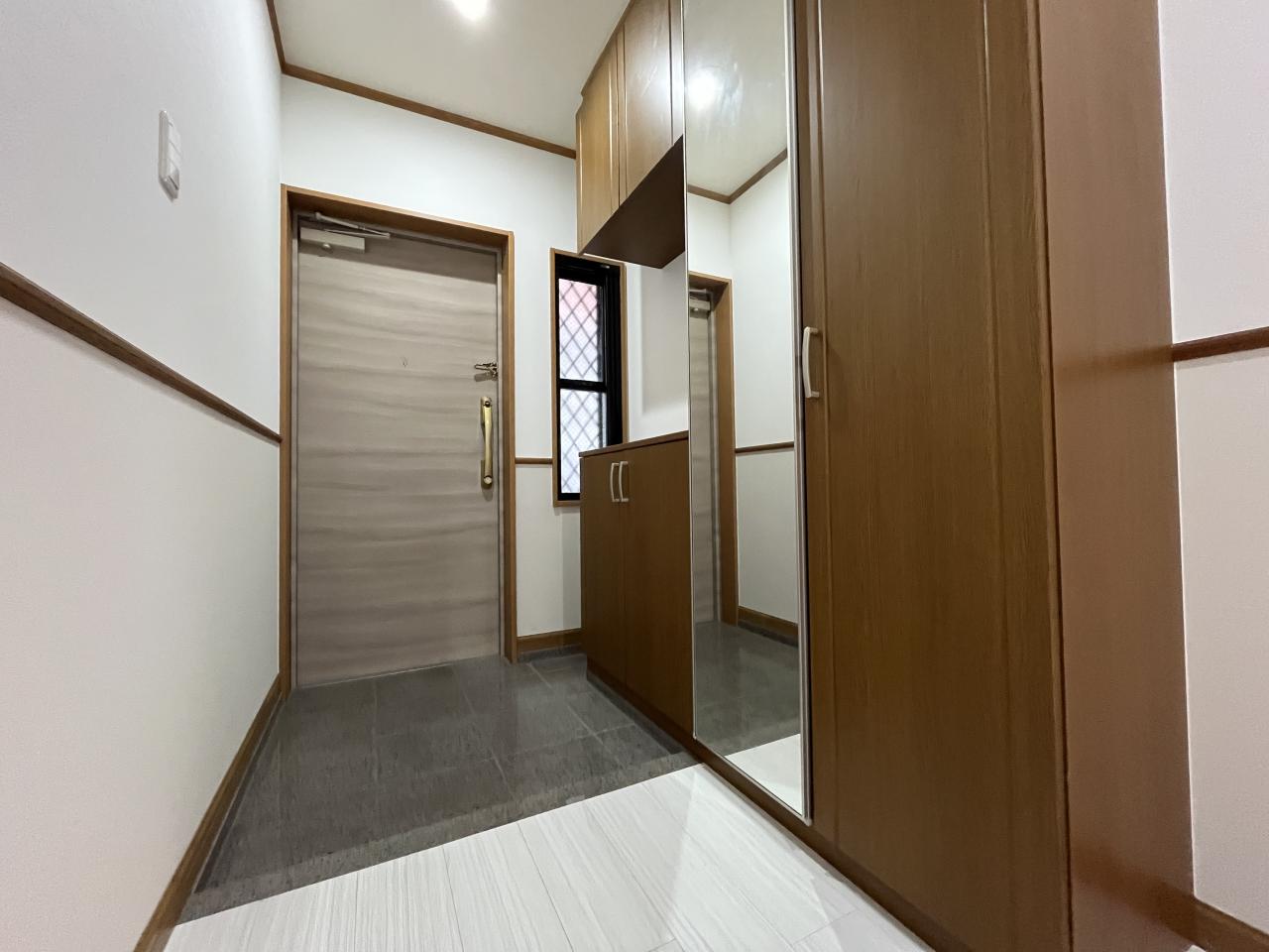 アーデント上田中　彩 現地写真（玄関）