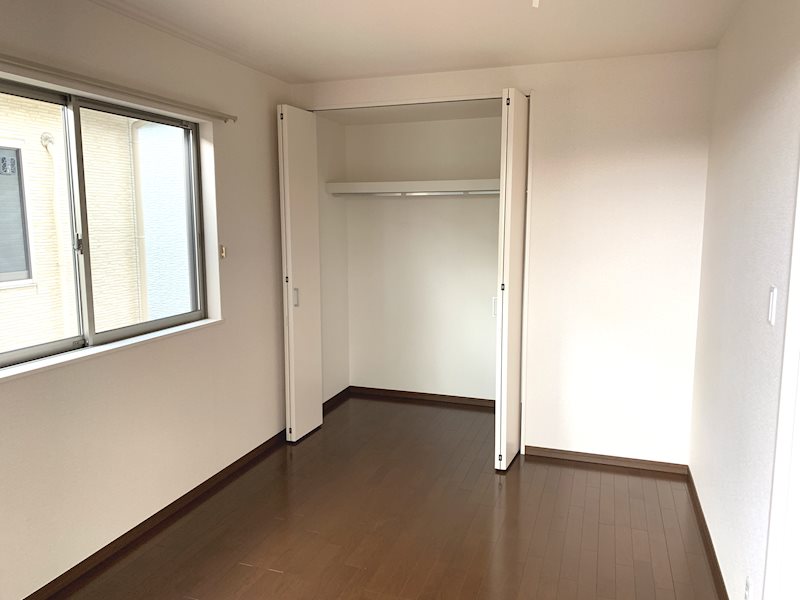 羽束師菱川町 その他