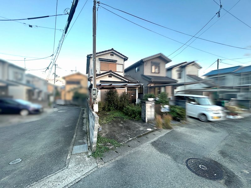 上花山講田町 外観写真
