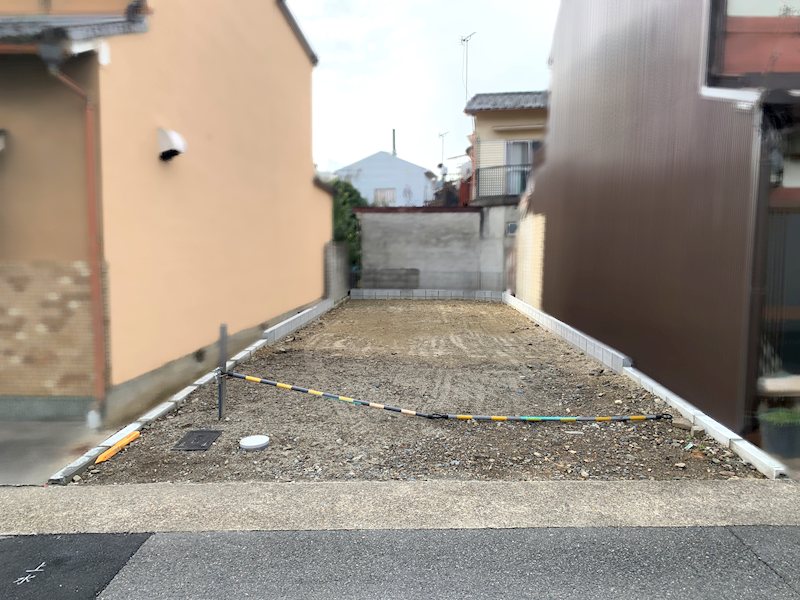 御陵荒巻町 外観写真
