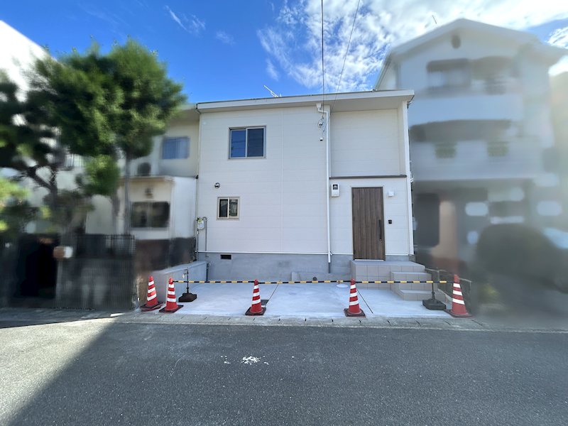 西野山中鳥井町 外観写真