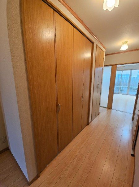 西野野色町 その他