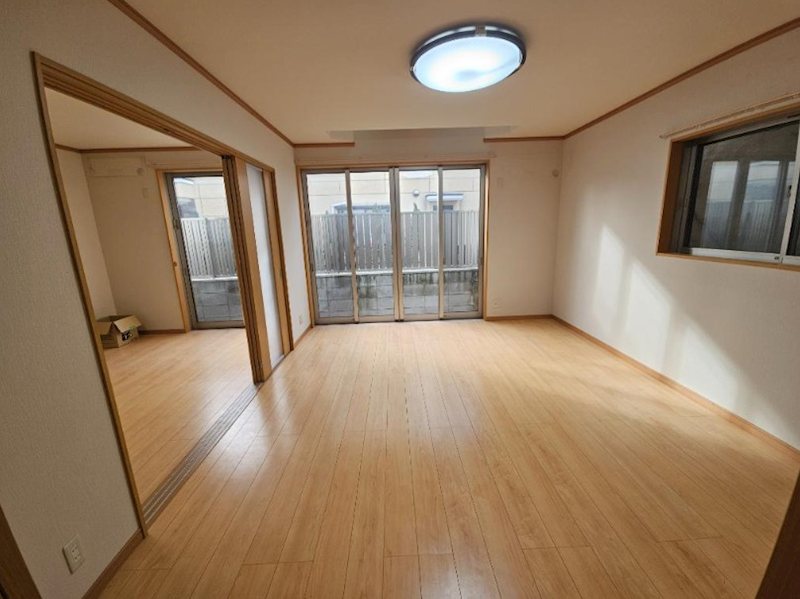 西野野色町 その他