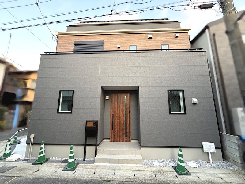 御陵血洗町 外観写真