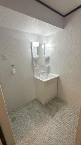 椥辻封シ川町 その他