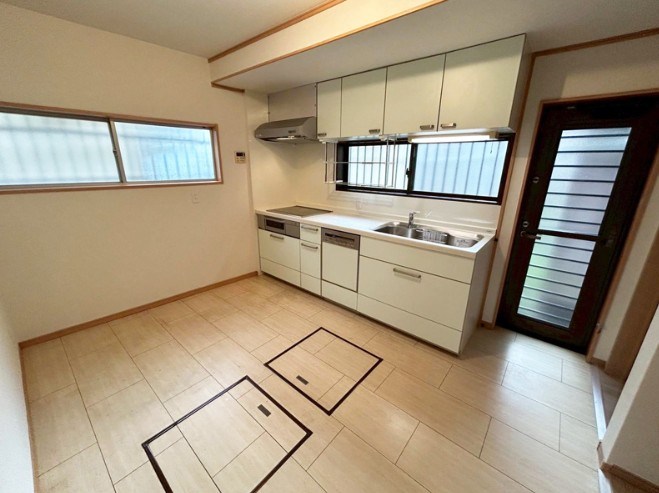 御陵血洗町 その他