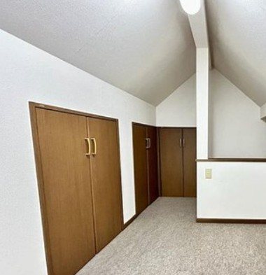 川田御出町 その他