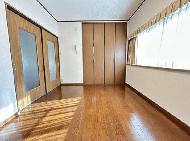 川田御出町 その他