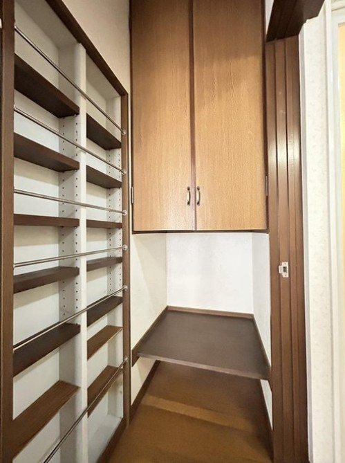 川田御出町 その他