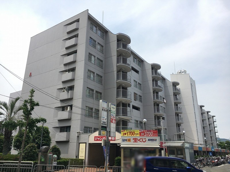 山科音羽マンションB棟 外観写真