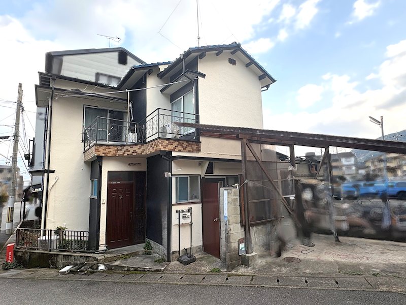 川田山田 外観写真