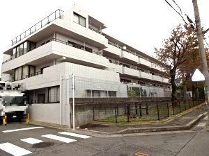 ライオンズマンション山科南【会員限定】 外観写真