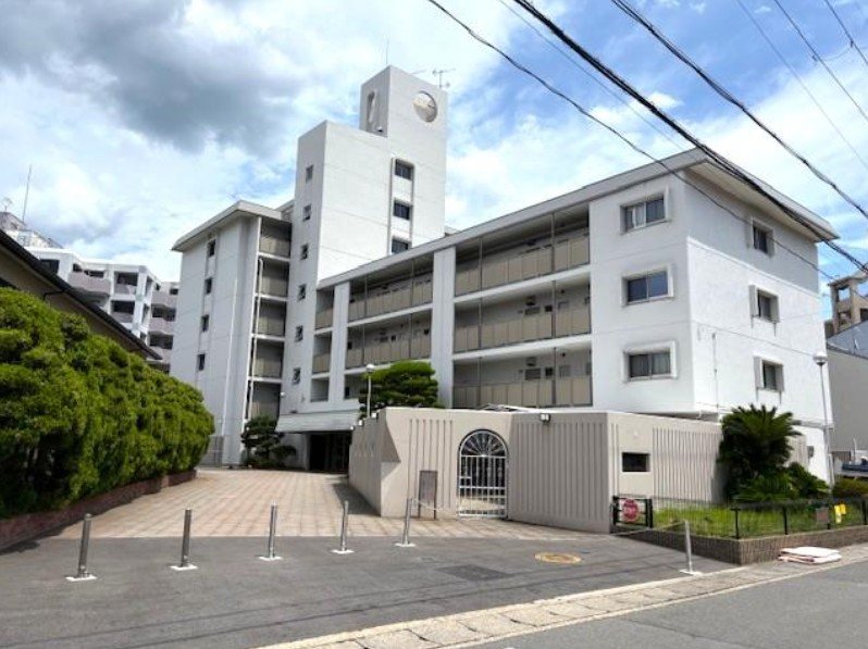 山科セントラルハイツ 外観写真