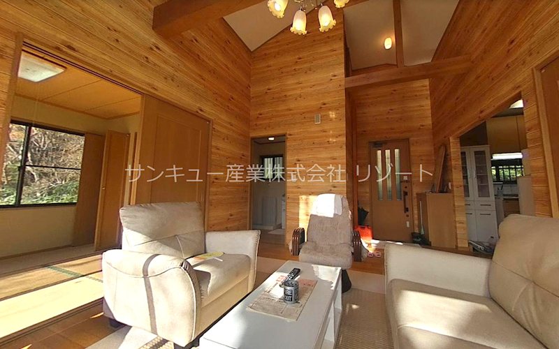 栃木県那須郡那須町高久乙 内観写真（リビング）