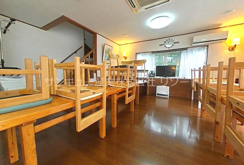 栃木県那須郡那須町湯本 内観写真（リビング）