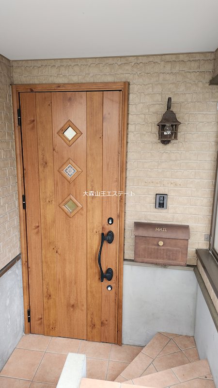 大田区中央２丁目中古戸建 現地写真（玄関）