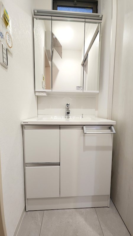 大田区中央２丁目中古戸建 内観写真（洗面台・洗面所）