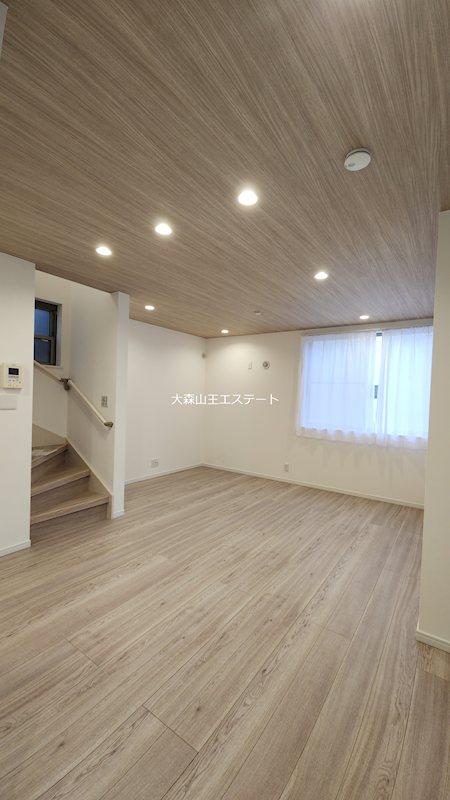 大田区中央２丁目中古戸建 内観写真（リビング）