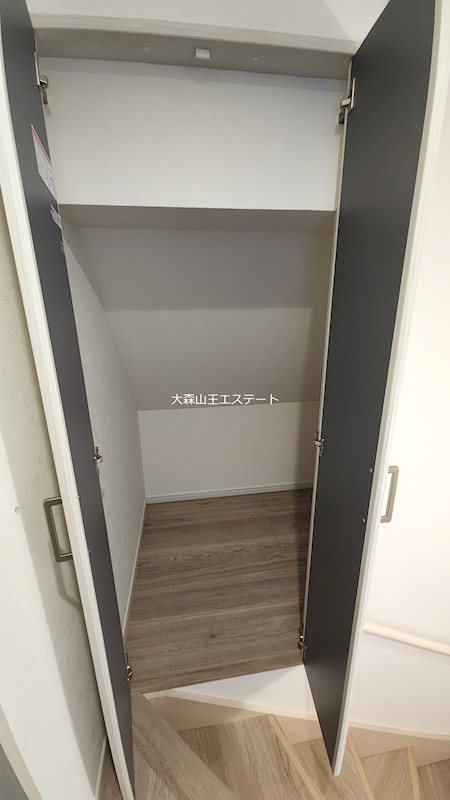大田区中央２丁目中古戸建 内観写真（収納）