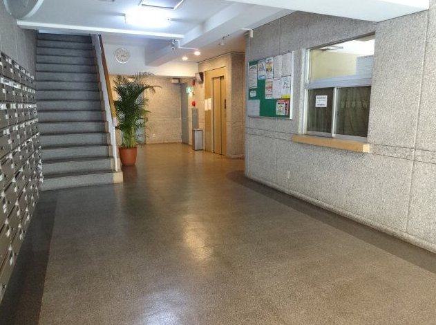 鶯谷永谷マンション 共用部写真（ロビー）